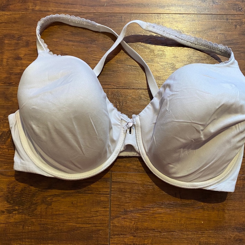 VICTORIA’S SECRET Body by Victoria Bra